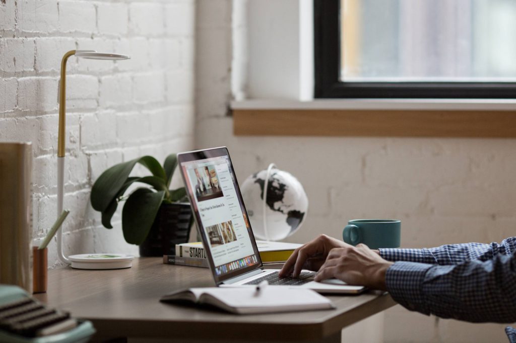 Three Social Media Hacks for the Busy Entrepreneur Three Social Media Hacks for the Busy Entrepreneur